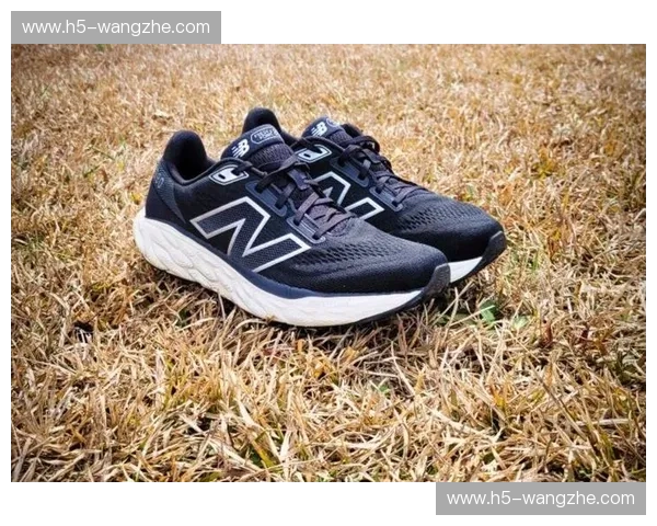 新百伦：步履之间的自信